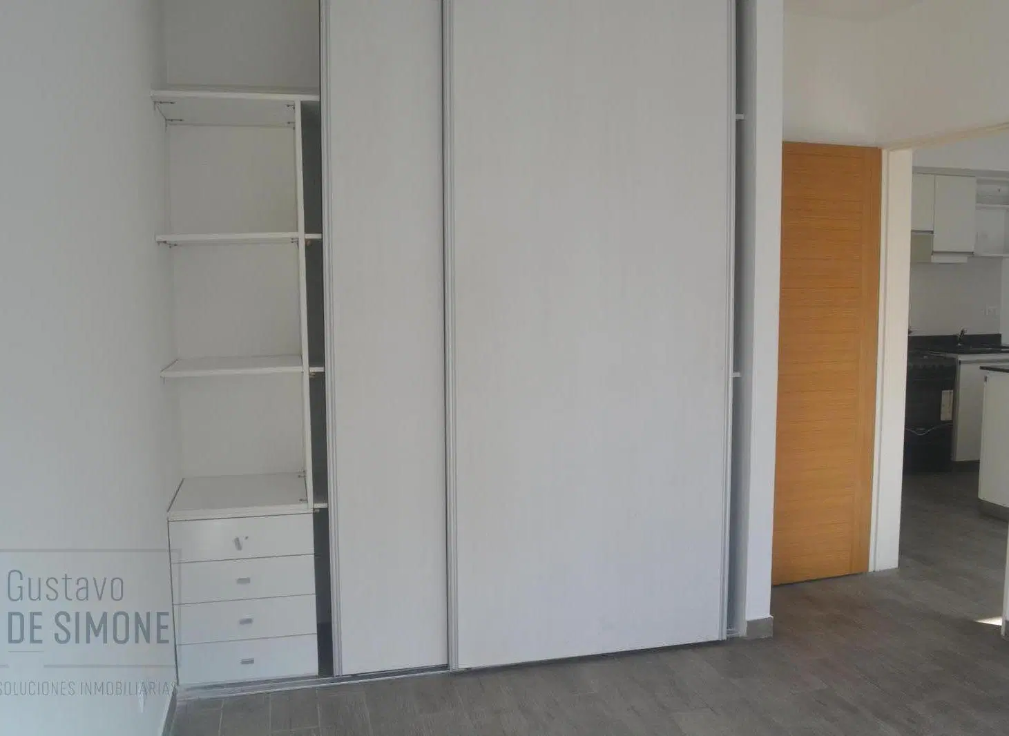 Alquiler de Departamento Dos ambientes en  Monte Castro 4