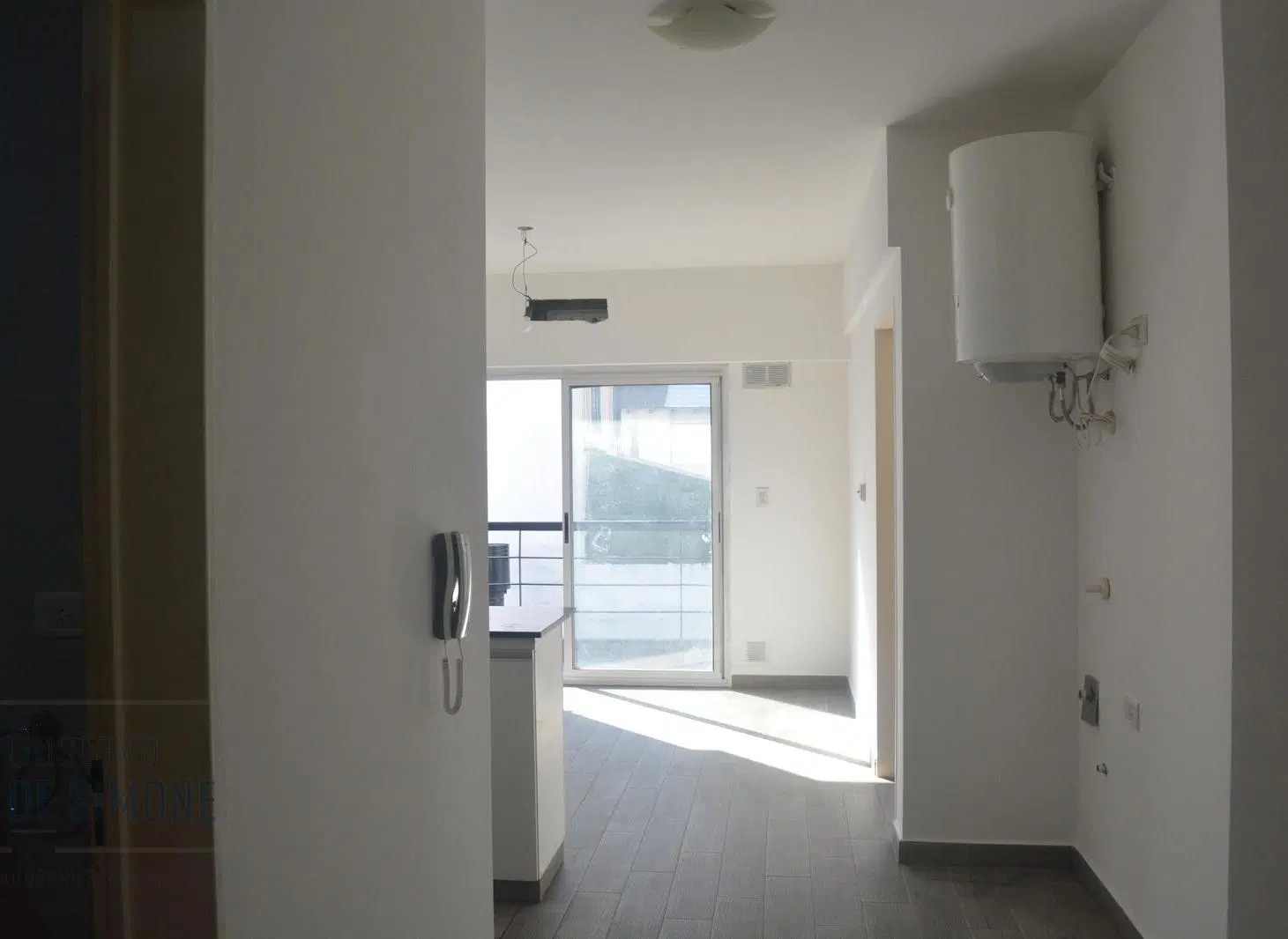 Alquiler de Departamento Dos ambientes en  Monte Castro 2