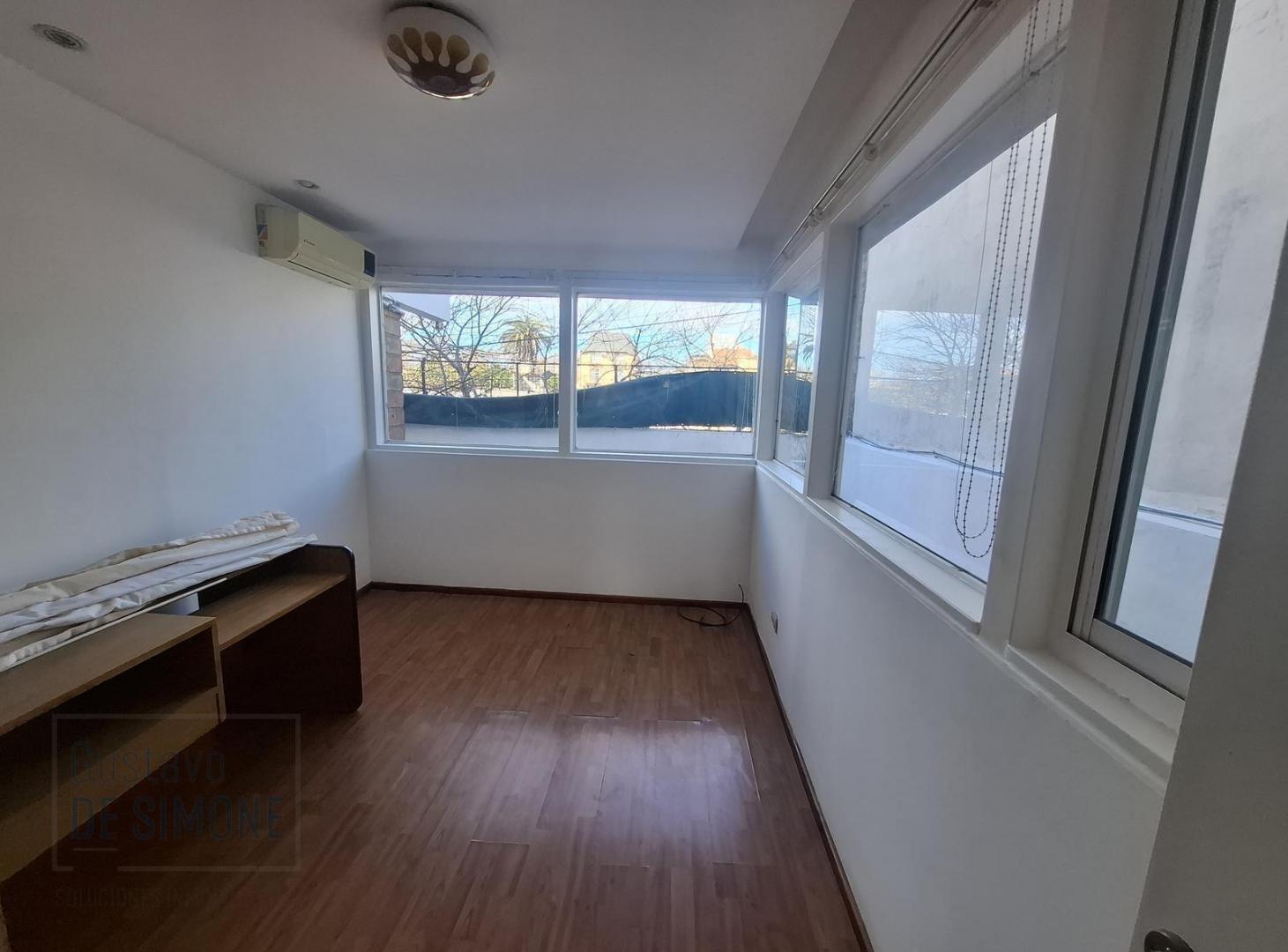 Foto de Departamento 4 ambientes con Terraza propia en san isidro, imagen 3