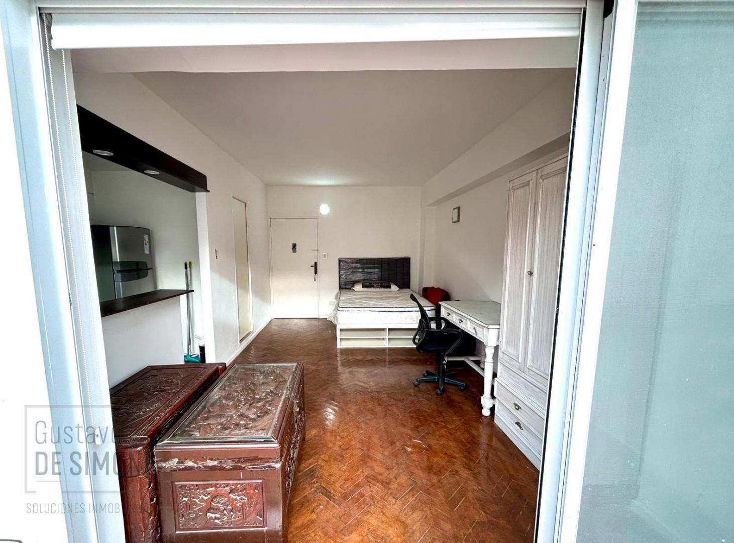 Foto de Venta Departmanto monoambiente con patio en Belgrano, imagen 1
