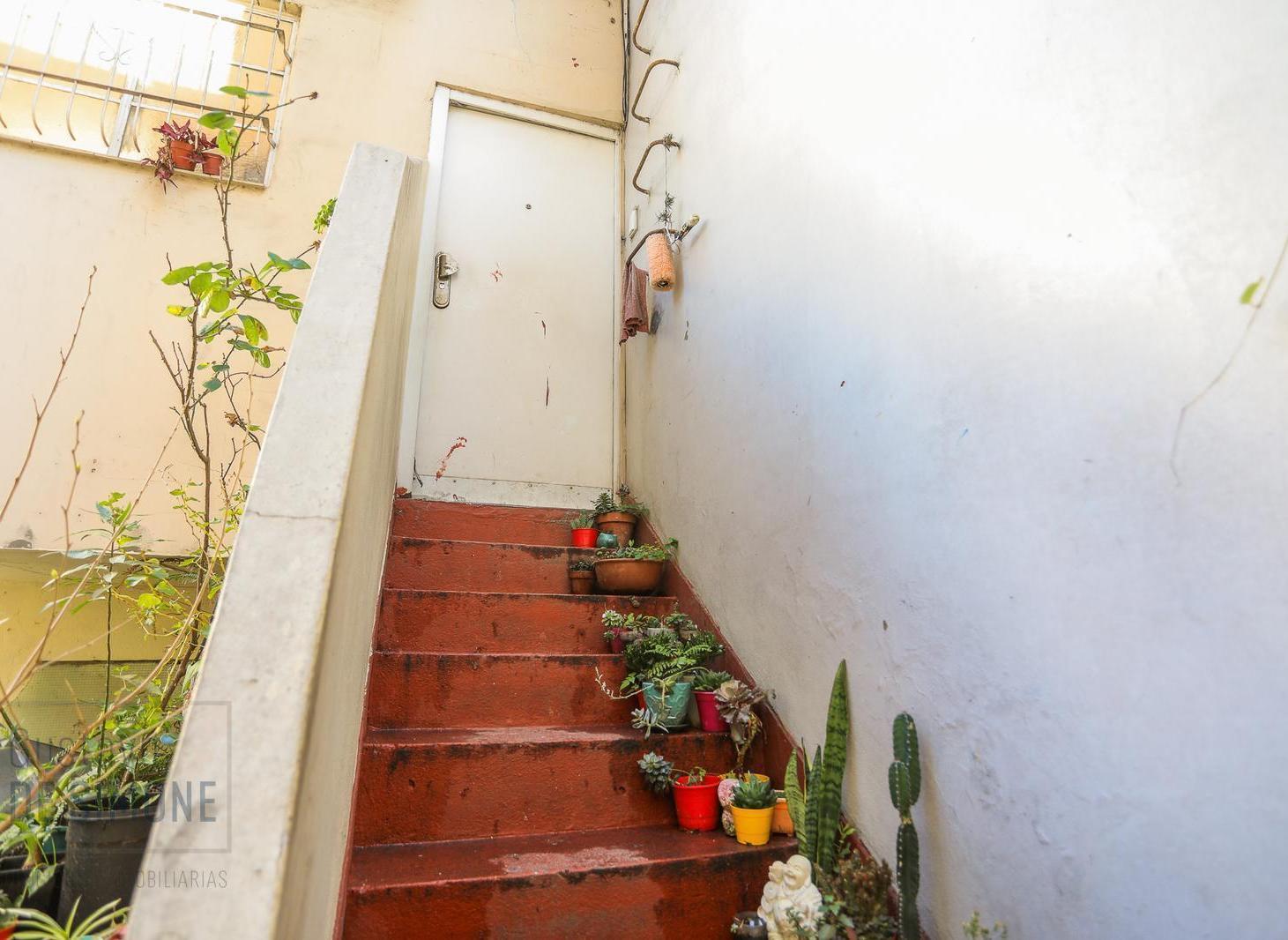 Foto de VENTA PH EN PARQUE PATRICIO - CON PARRILLA, imagen 3