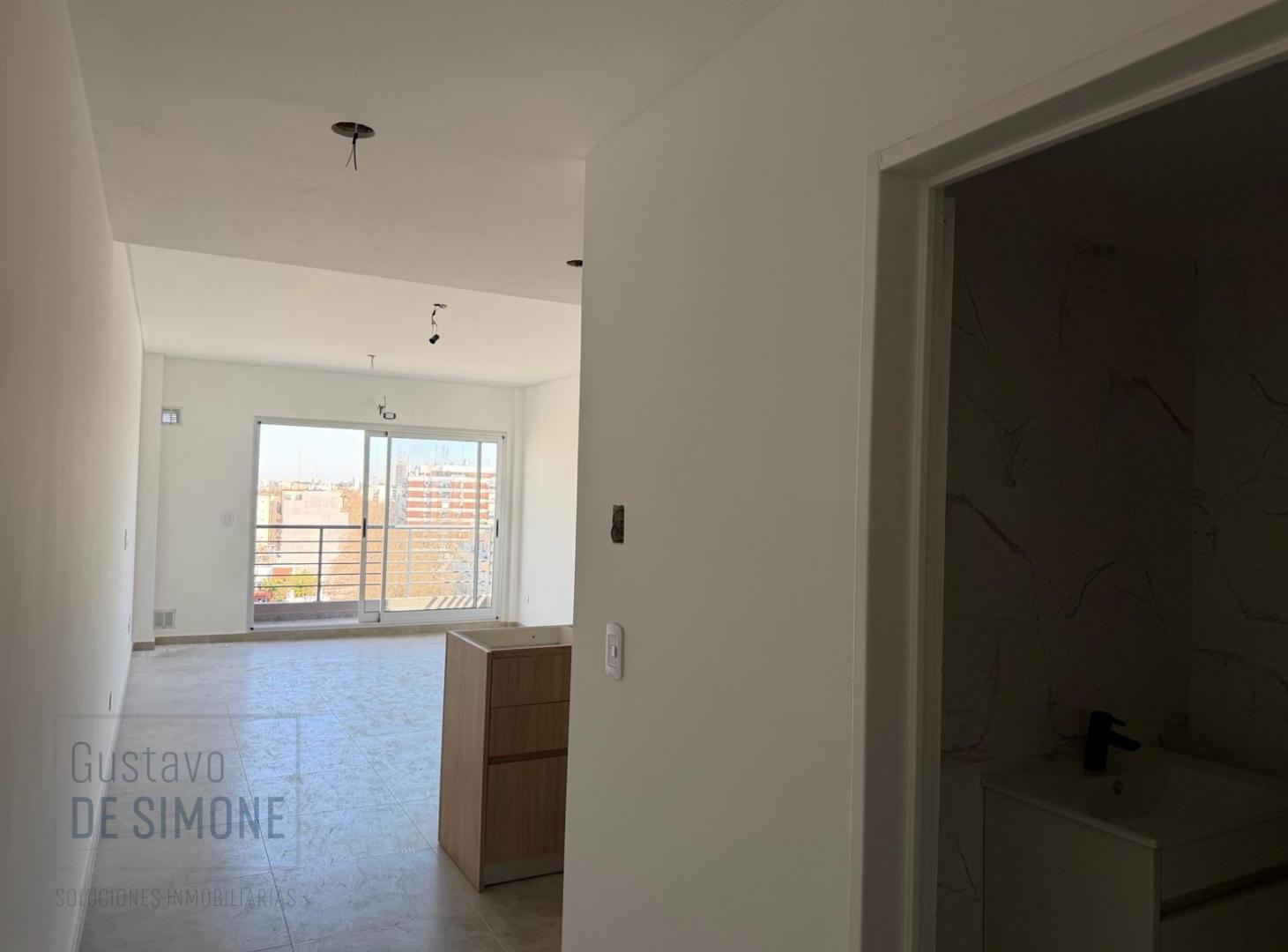 Foto de VENTA MONOAMBIENTE CON BALCÓN AL FRENTE PISO ALTO EN NUÑEZ, imagen 1