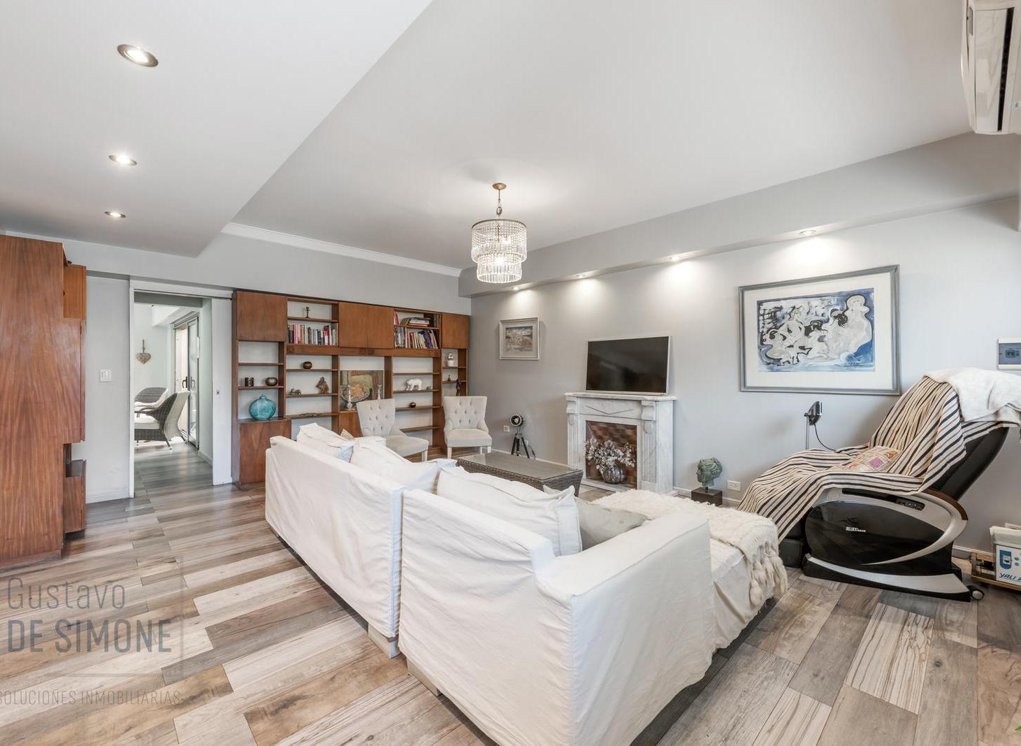 Foto de VENTA - Casa de 5 ambientes con jardín y pileta en BERNAL, imagen 5