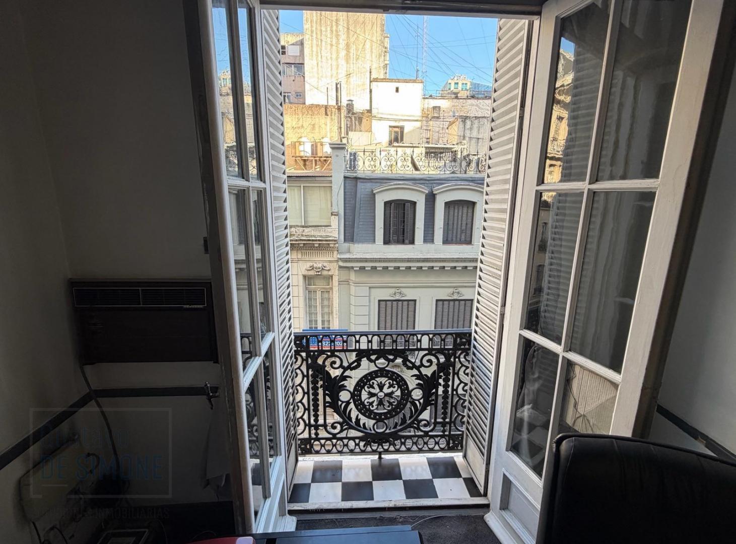 Foto de VENTA DEPARTAMENTO 7 AMBIENTES CON BALCÓN FRANCÉS EN SAN NICOLAS, imagen 4