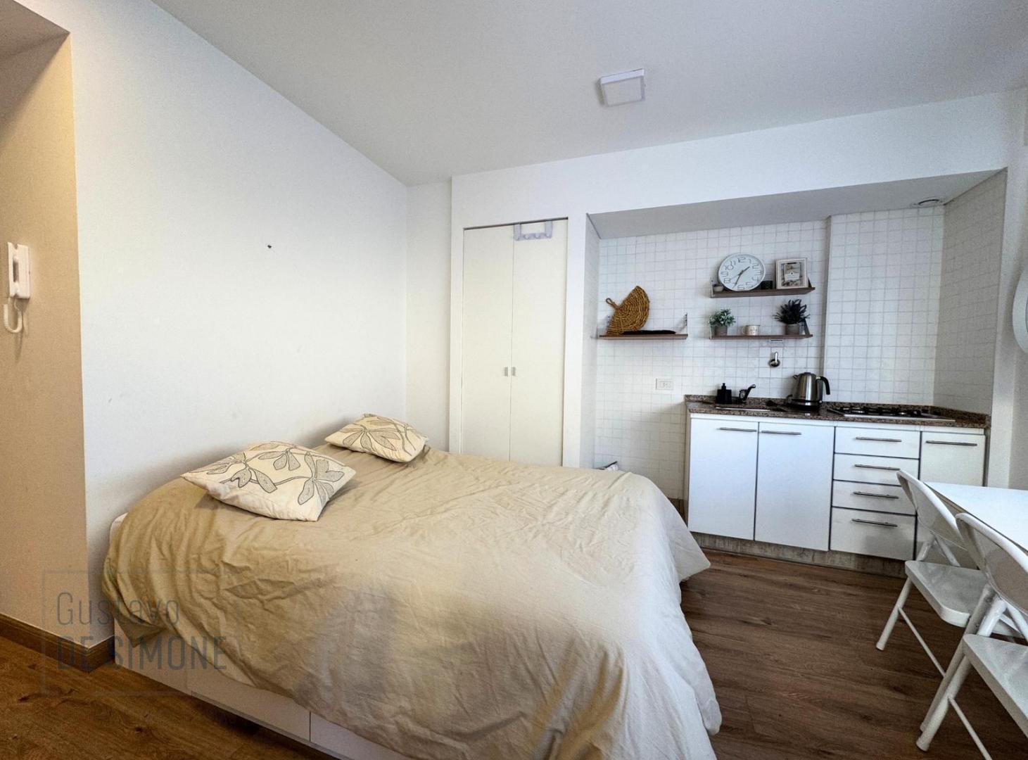 Foto de Departamento monoambiente amoblado con baulera en Venta en Recoleta, imagen 3