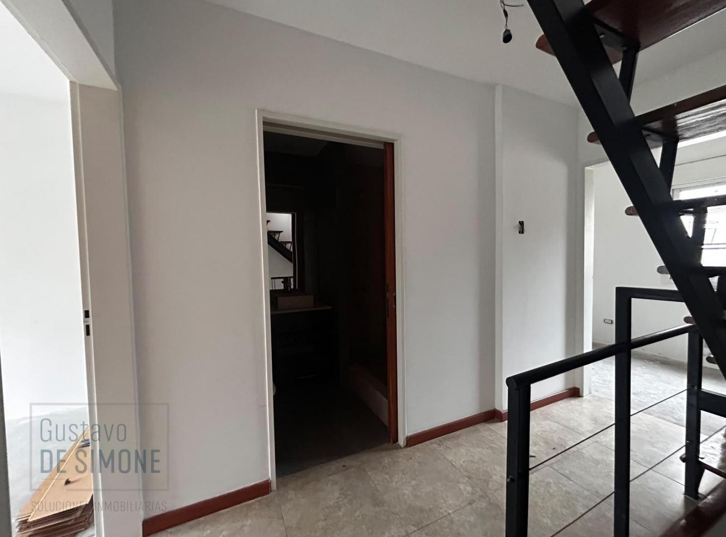 Foto de Venta PH de 4 ambientes balcón y patio en Villa Devoto, imagen 2