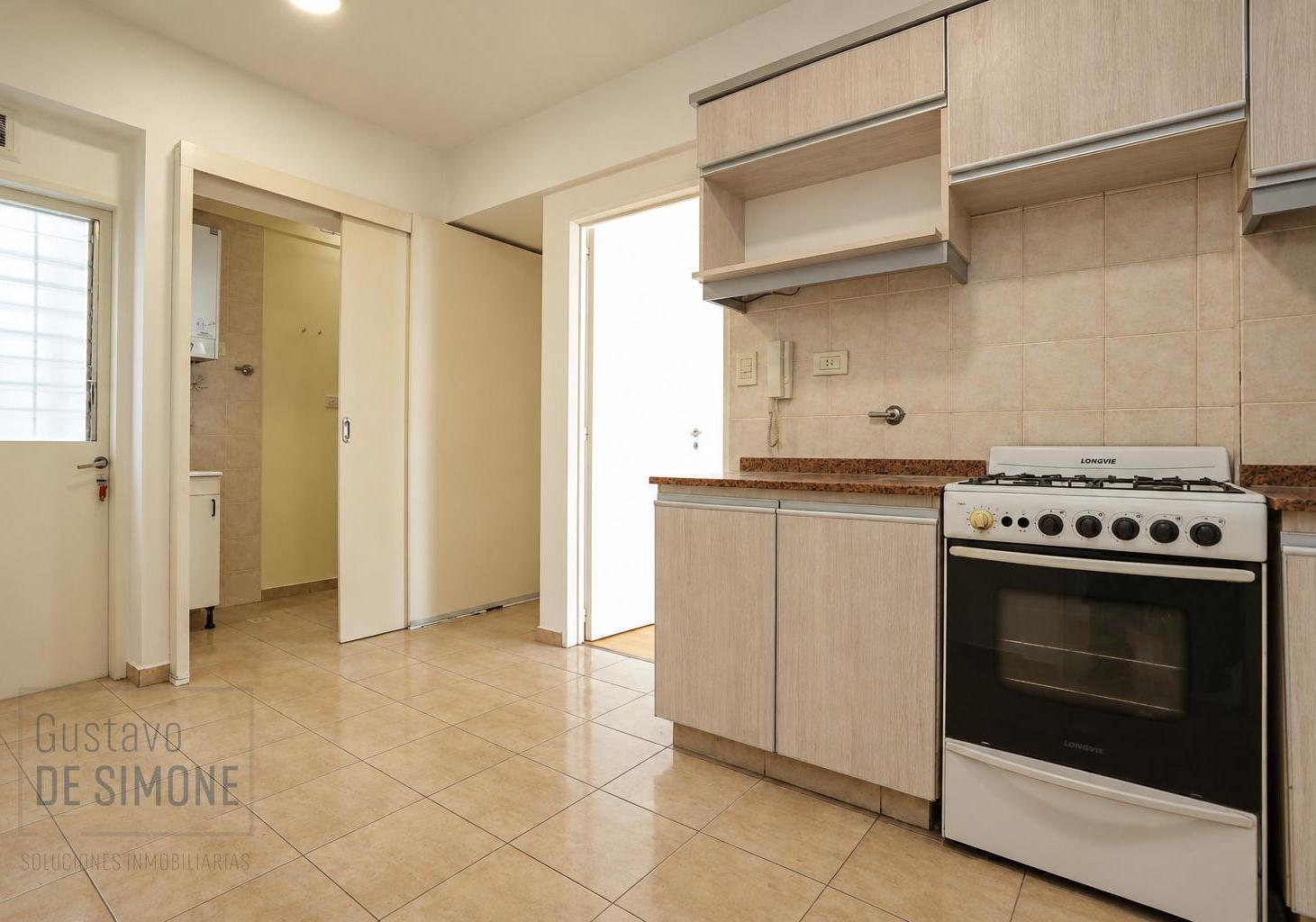 Foto de VENTA SEMIPISO DE 4 AMBIENTES, BALCÓN TERRAZA, PATIO, SUITE CON, imagen 4