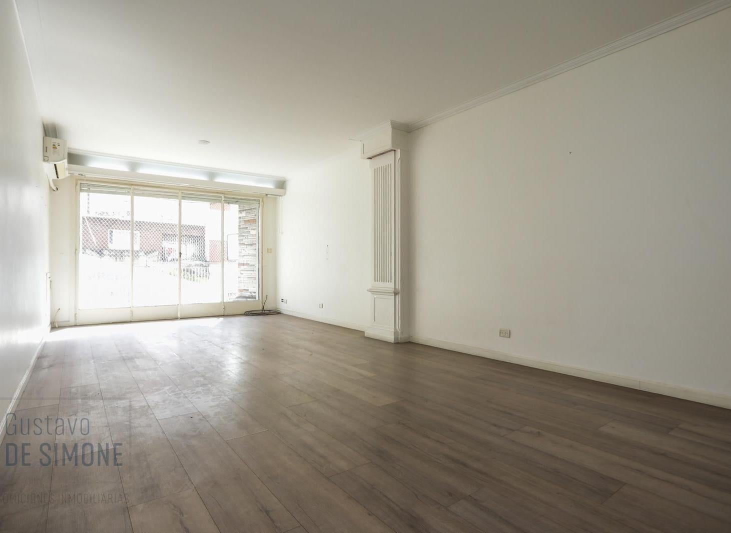 Foto de Venta / Departamento / Piso / 4 ambientes / Con dependencia / Con, imagen 1