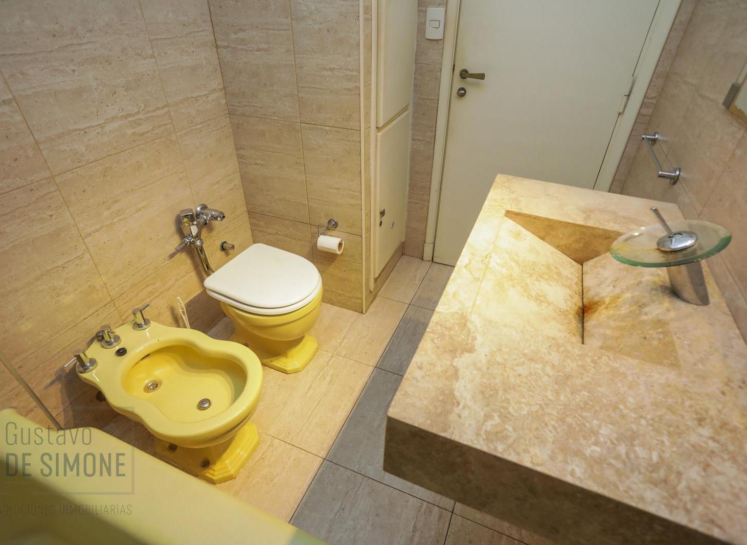 Foto de Venta / Departamento / Piso / 4 ambientes / Con dependencia / Con, imagen 4
