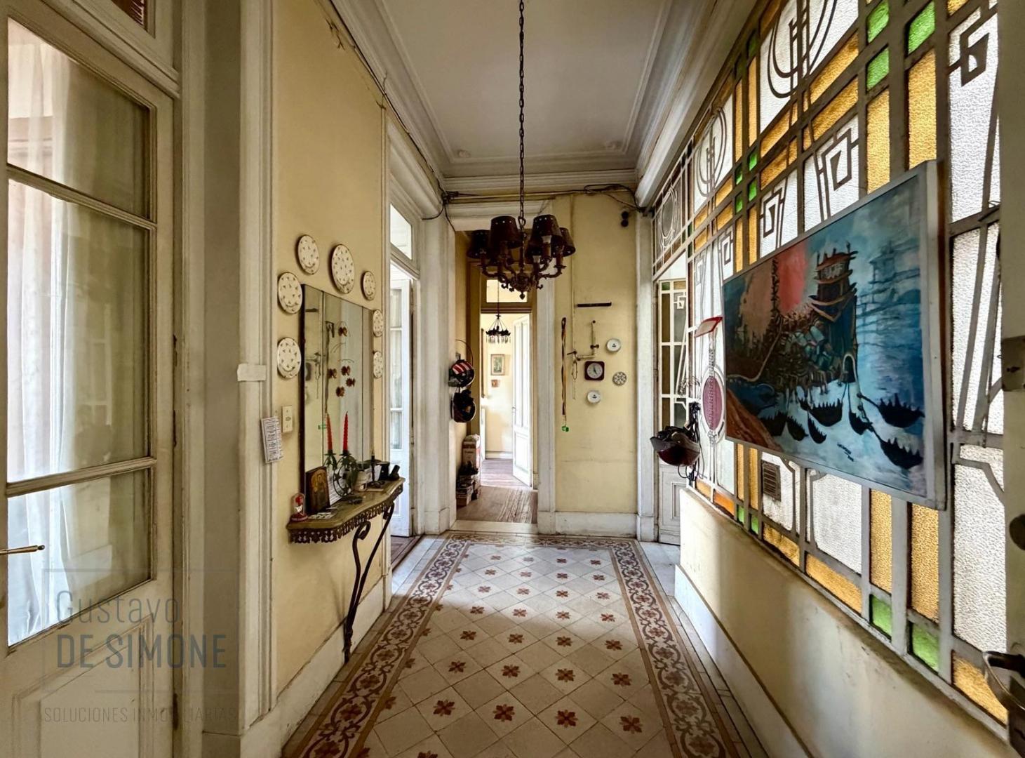 Foto de VENTA DEPARTAMENTO DE 7 AMBIENTES CON BALCÓN SAN CRISTOBAL, imagen 1