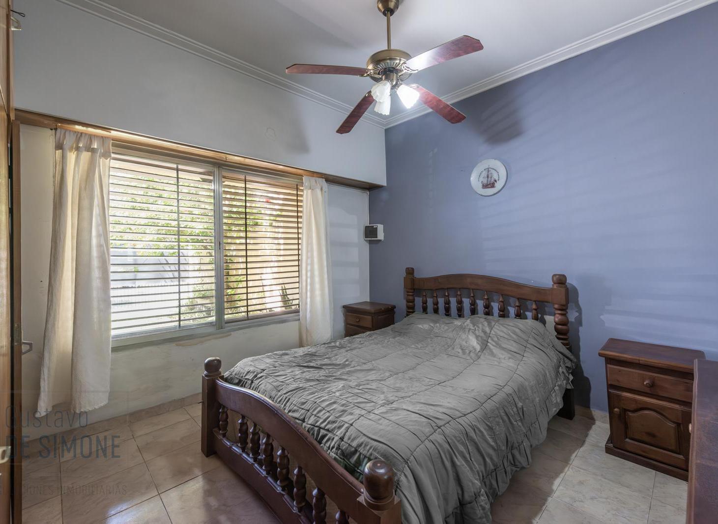 Foto de Casa en Venta de 3 Ambientes con Cochera, Quincho y Jardín, imagen 5