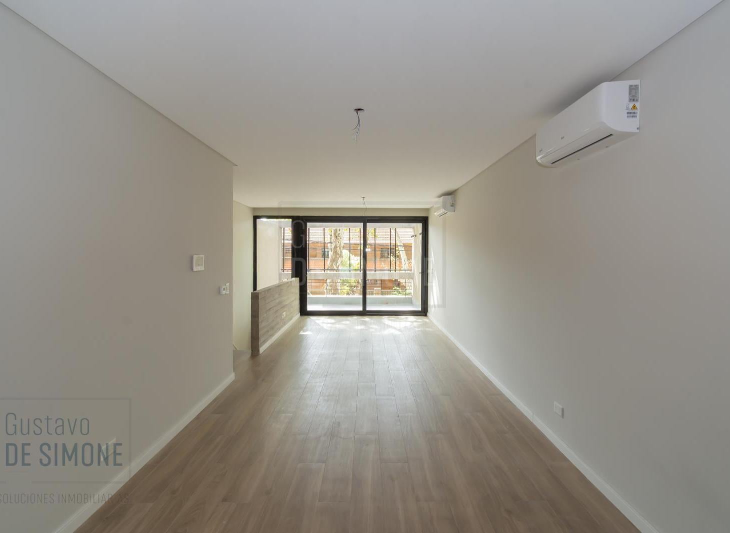 Foto de Venta / Departamento / 4 ambientes / Tipo Casa / Con terraza / Parrilla, imagen 5