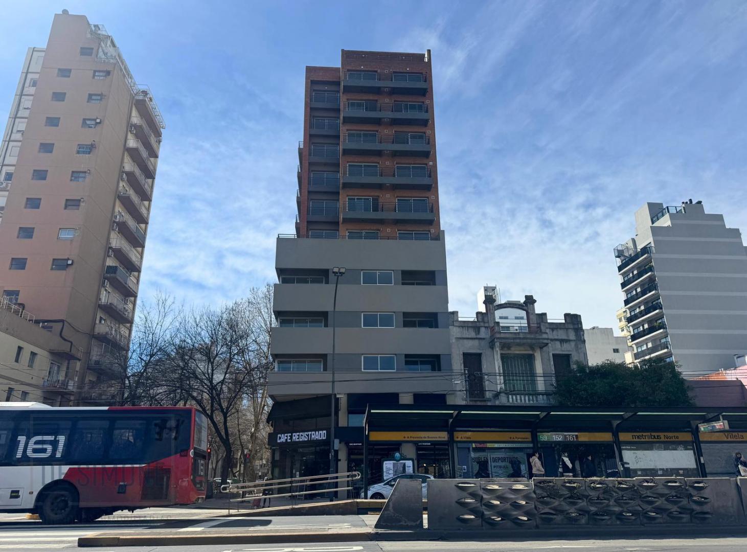 Foto de Venta / Departamento / Monoambiente Divisible / Con balcón / Piso alto, imagen 1
