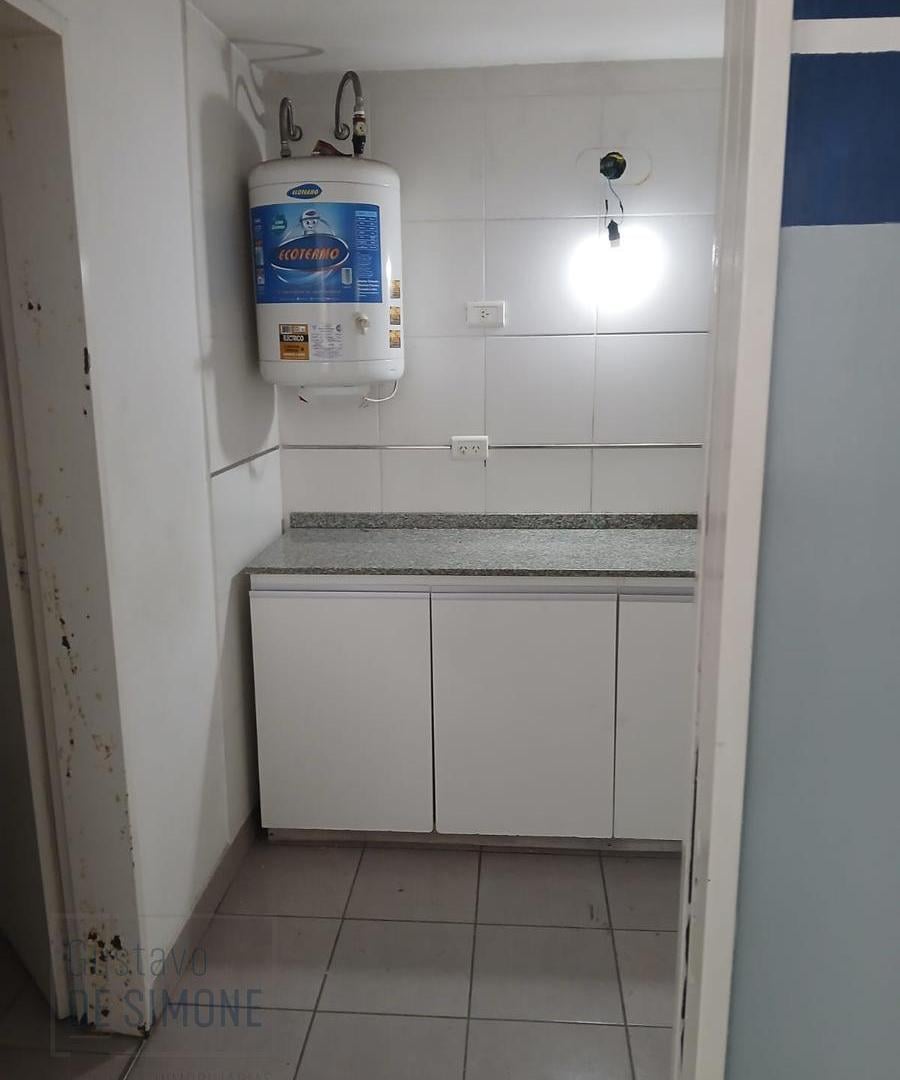 Foto de Alquiler Depósito en Francisco Alvarez Moreno, imagen 4