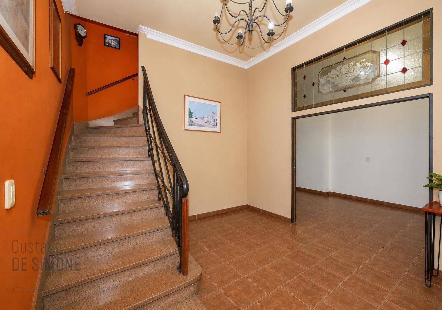 Foto de Venta PH 4 ambientes cochera y terraza, parrilla en Villa del Parque, imagen 4