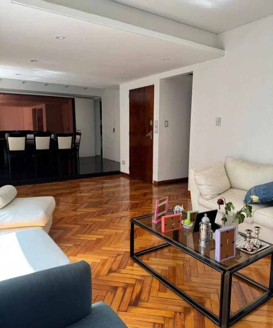 Excelente Piso en Impecable Estado 4