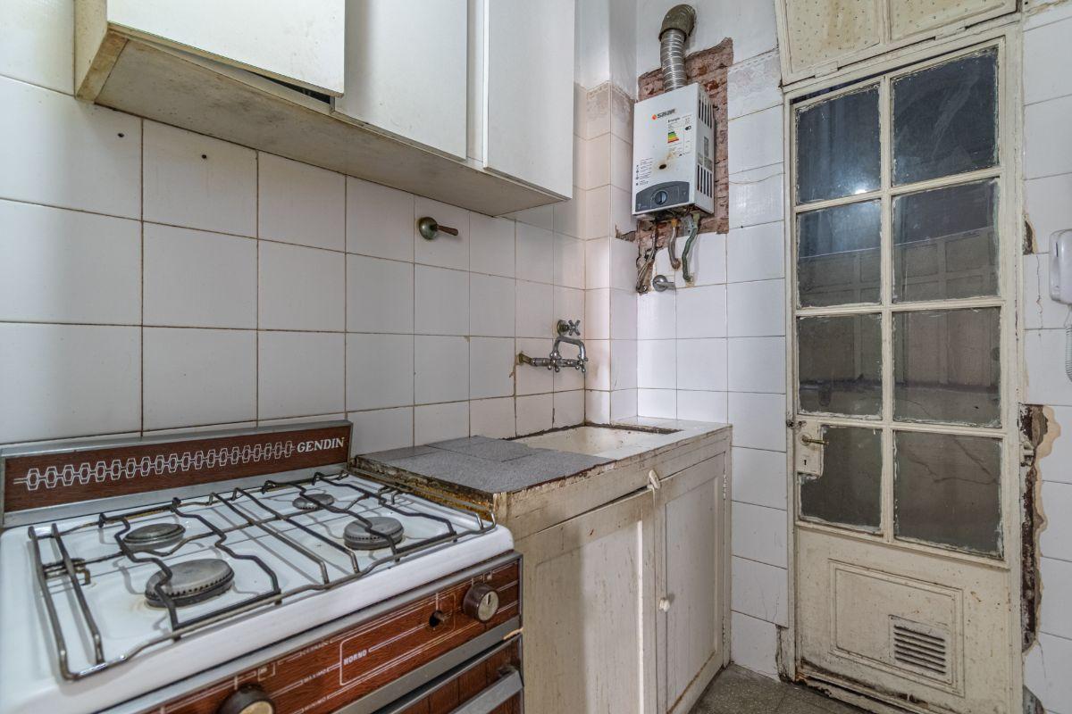 Departamento de dos ambientes en venta Pasteur 700, Balvanera, CABA