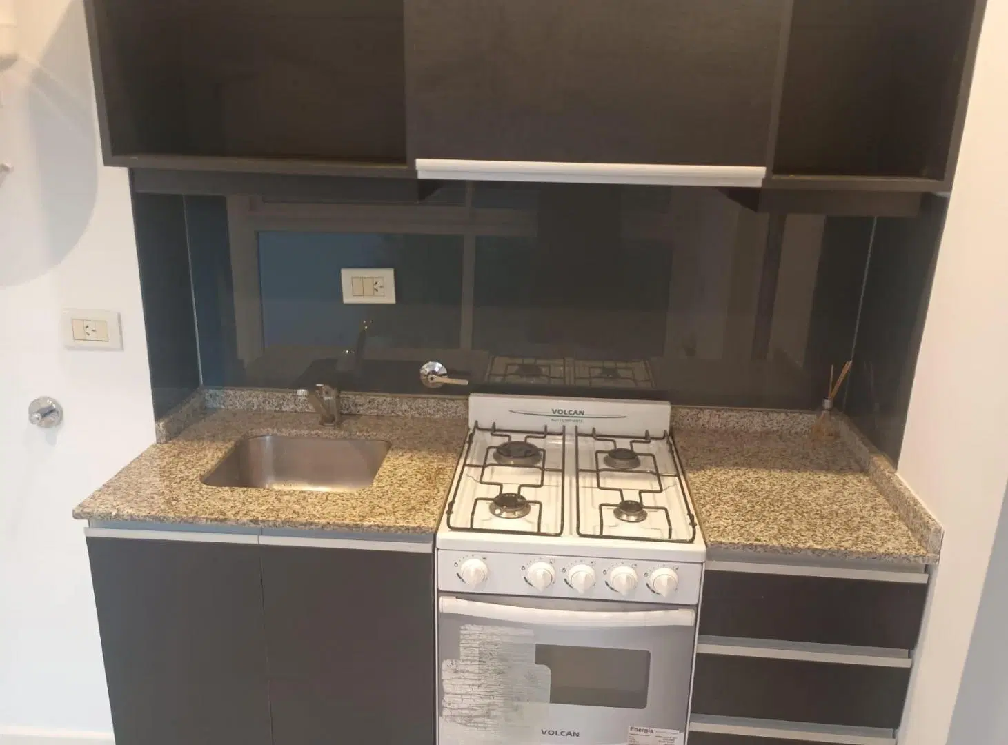 HERMOSO MONOAMBIENTE CON AMENITIES 6