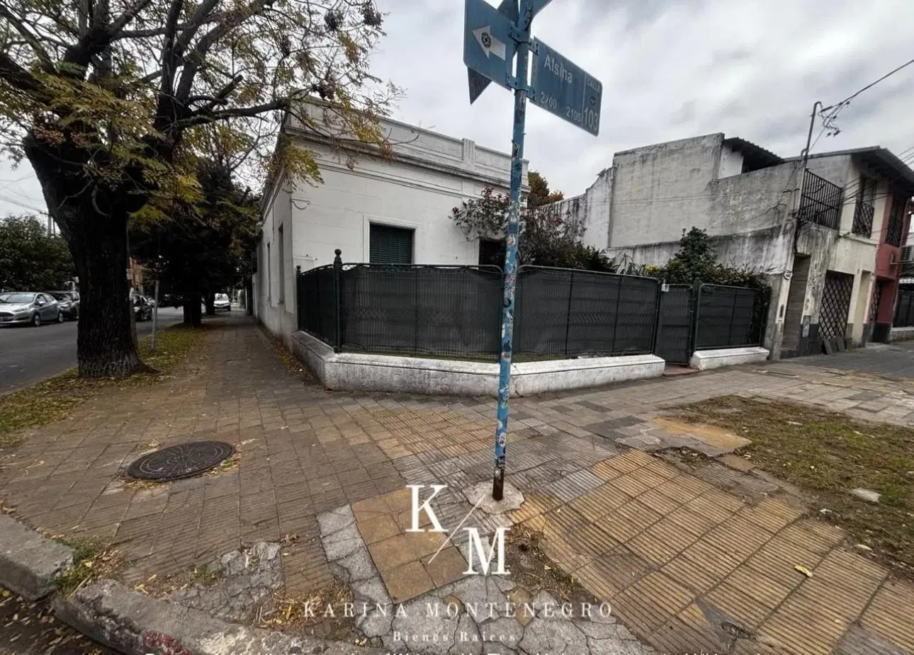 Casa 4 ambientes en San Martin, a mts. de Ruta 8 2