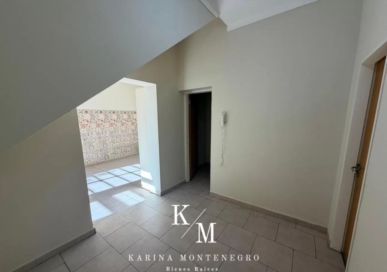 Foto de Departamento 3 ambientes tipo ph en Villa Ballester, imagen 3