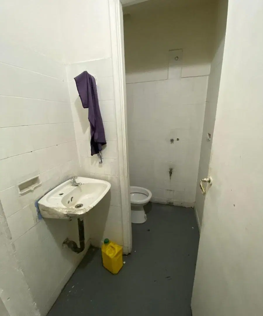 LOCALES EN BLOC 65 m² SIN EXPENSAS 2
