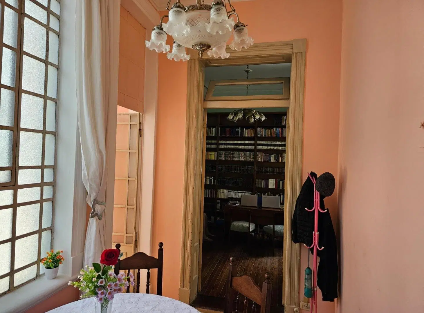 Departamento de 3 ambientes amplio por escalera 1