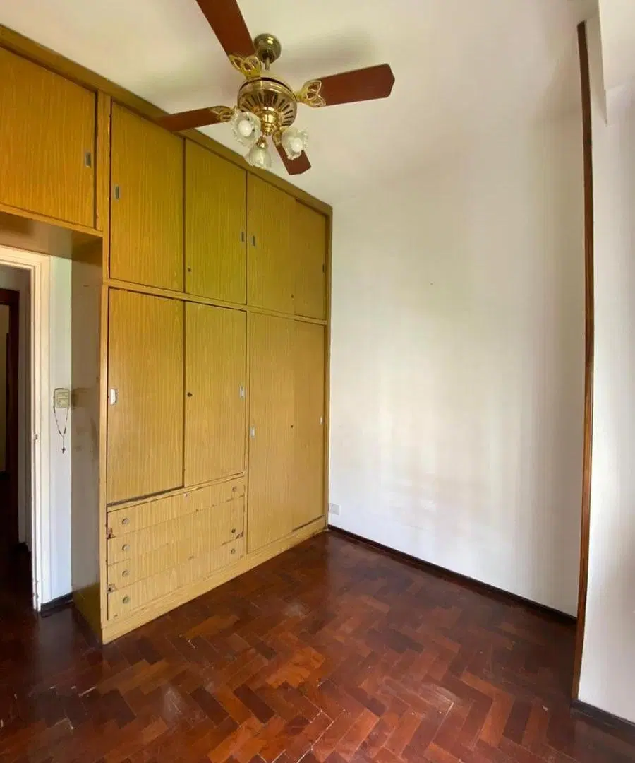Departamento de 3 ambientes al frente con balcón Muy Luminoso!!! 3