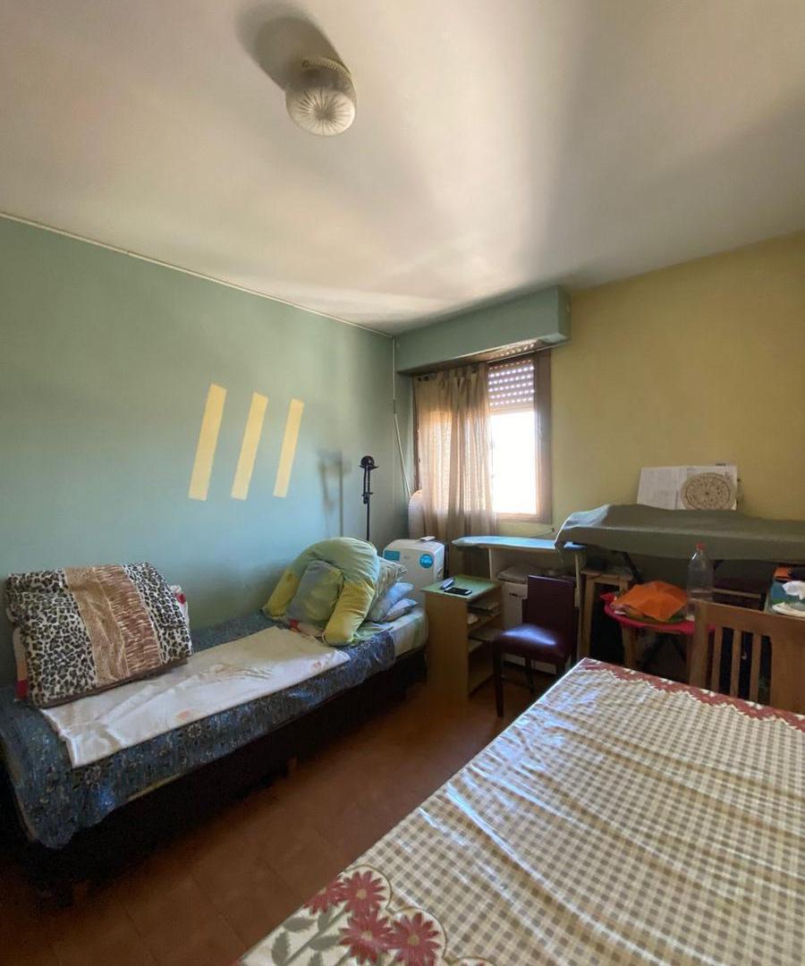 Departamento de dos ambientes en Balvanera excelente oportunidad
