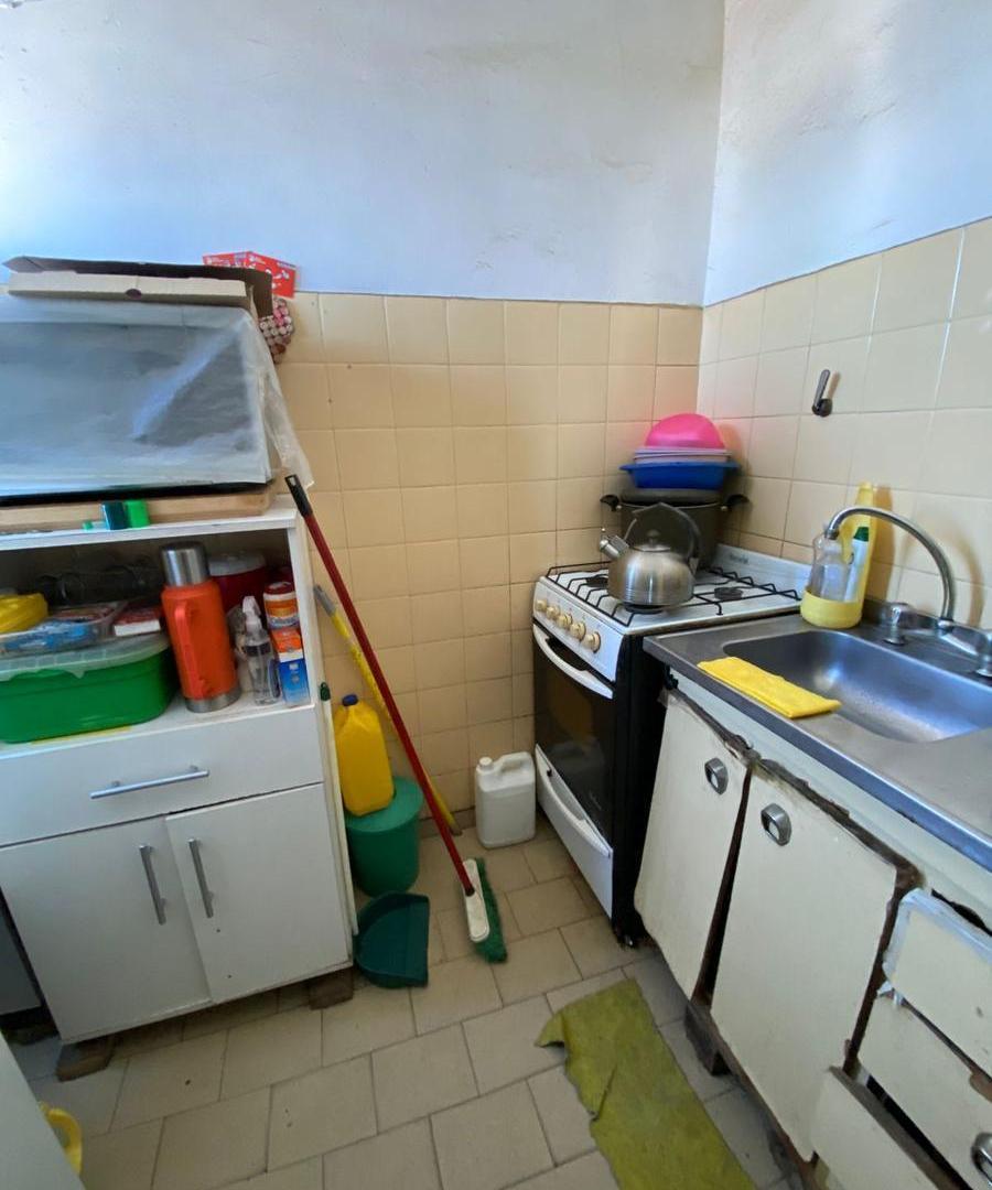 Foto de Departamento de dos ambientes en Balvanera excelente oportunidad, imagen 3