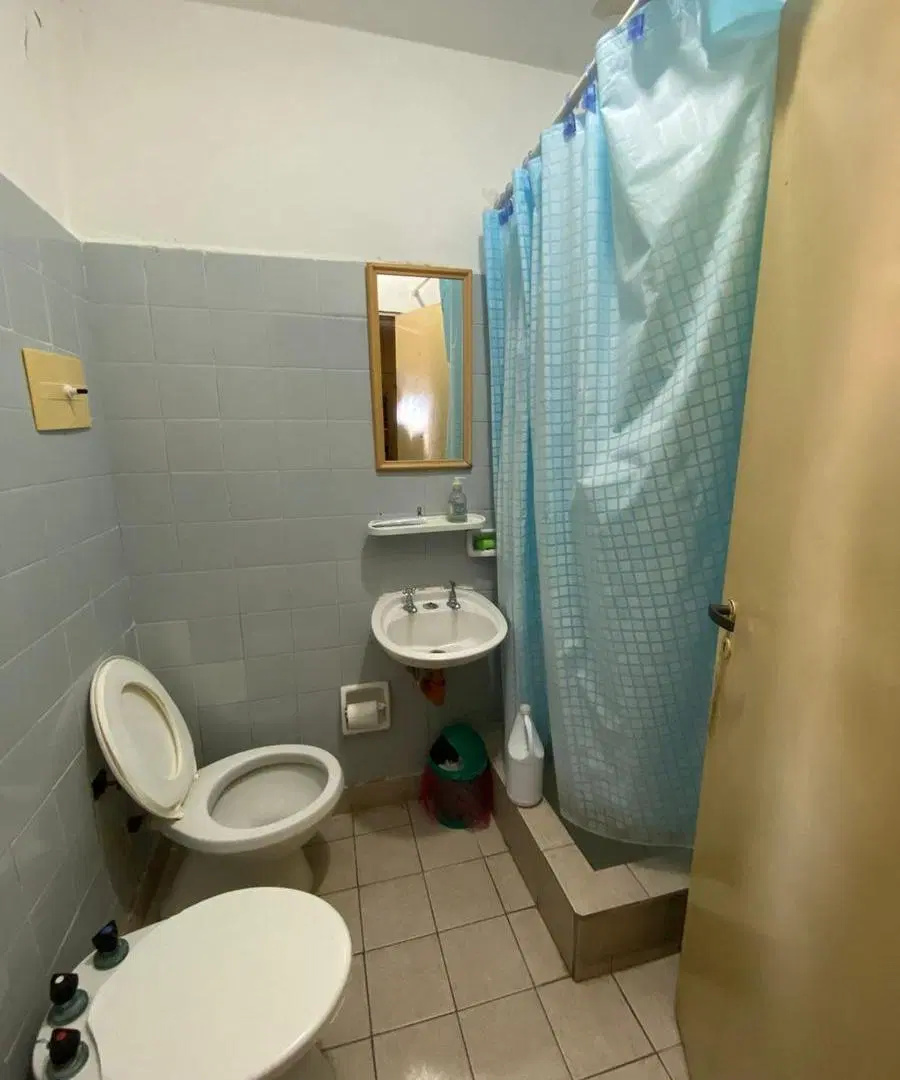 Departamento de dos ambientes en Balvanera  excelente oportunidad 4