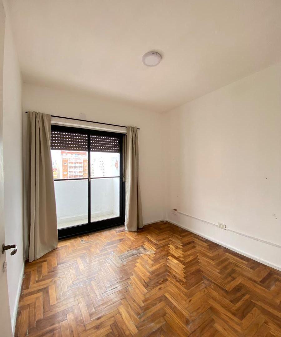 Foto de Departamento de 2 amb. luminoso piso alto con balcón, imagen 4