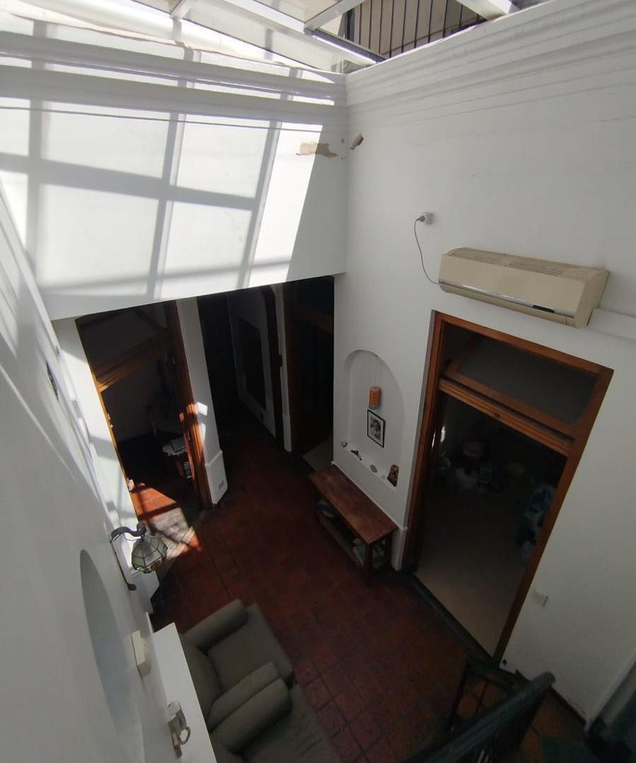 Foto de Luminoso PH 4 amb. con patio tragaluz, 2 baños y terraza con parrilla, imagen 5