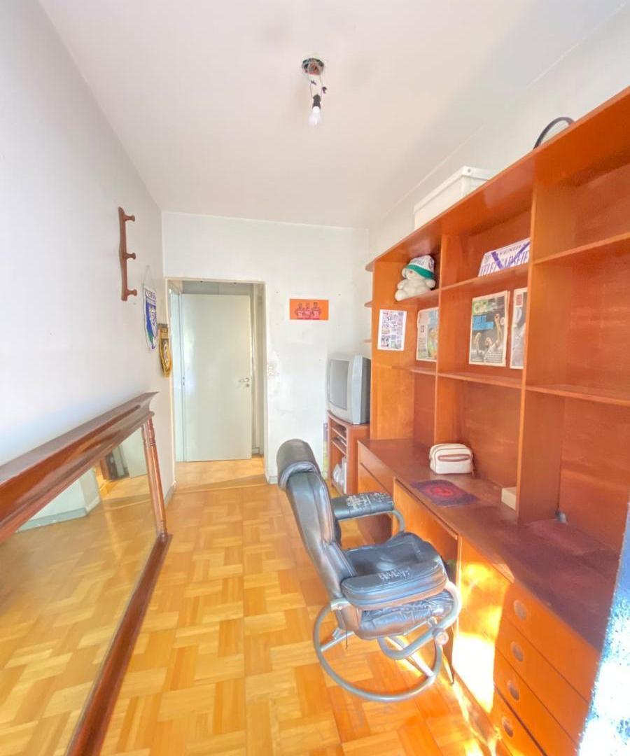 Foto de Departamento semipiso en venta de 4 ambientes al frente muy luminoso, imagen 5