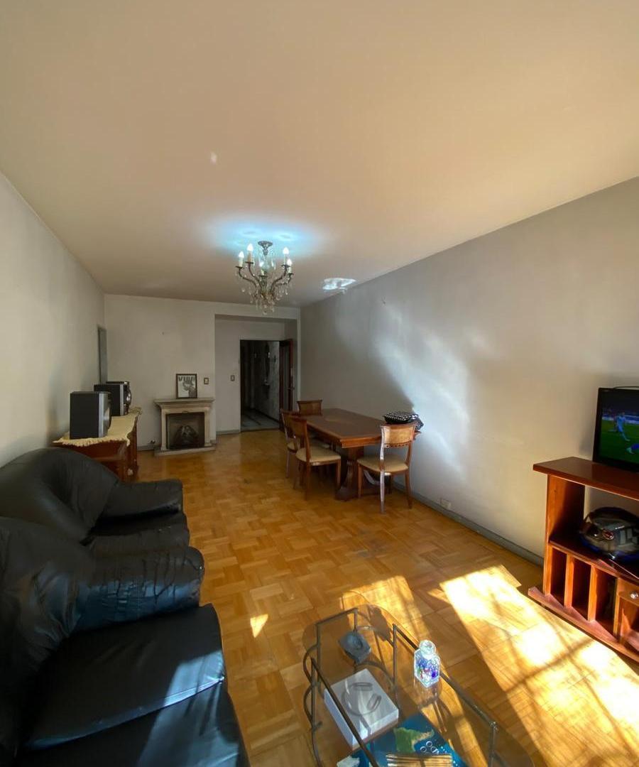 Foto de Departamento semipiso en venta de 4 ambientes al frente muy luminoso, imagen 3