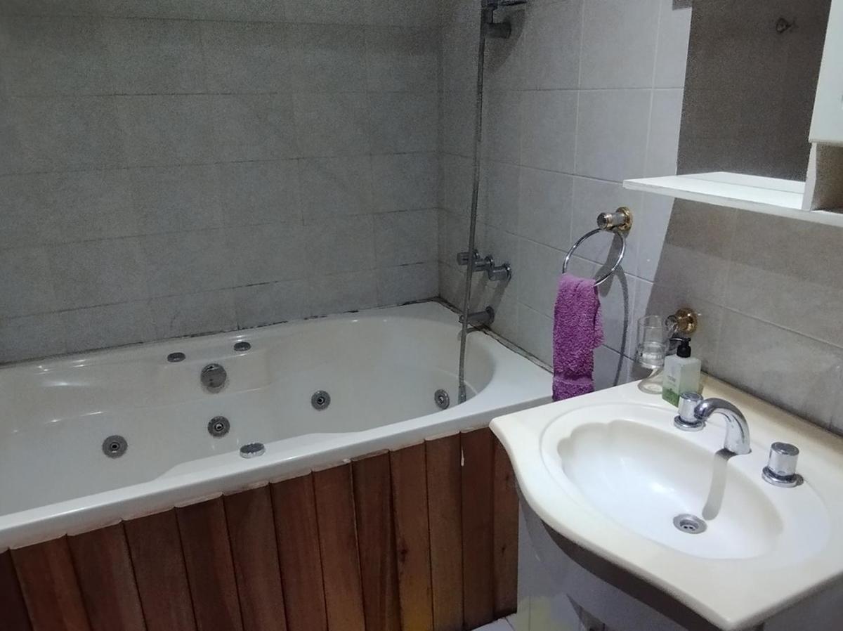 Foto de DUPLEX BIEN UBICADO BARRIO HIPICO, imagen 2