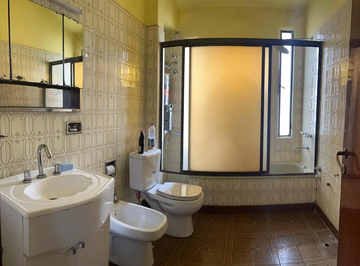 Casa muy bien ubicada en el Barrio Malvinas (Boulogne) 1