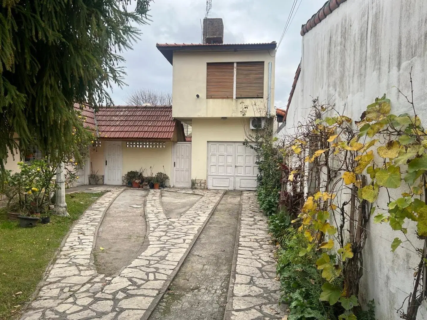 Casa muy bien ubicada en el Barrio Malvinas (Boulogne) 2