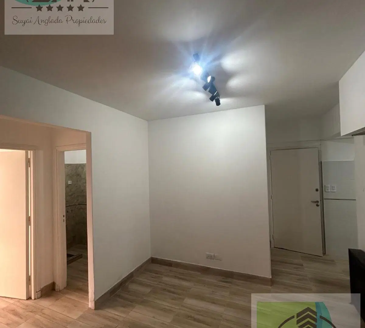 DEPARTAMENTO 2 AMBIENTES AL FRENTE CON BALCON RECICLADO 2