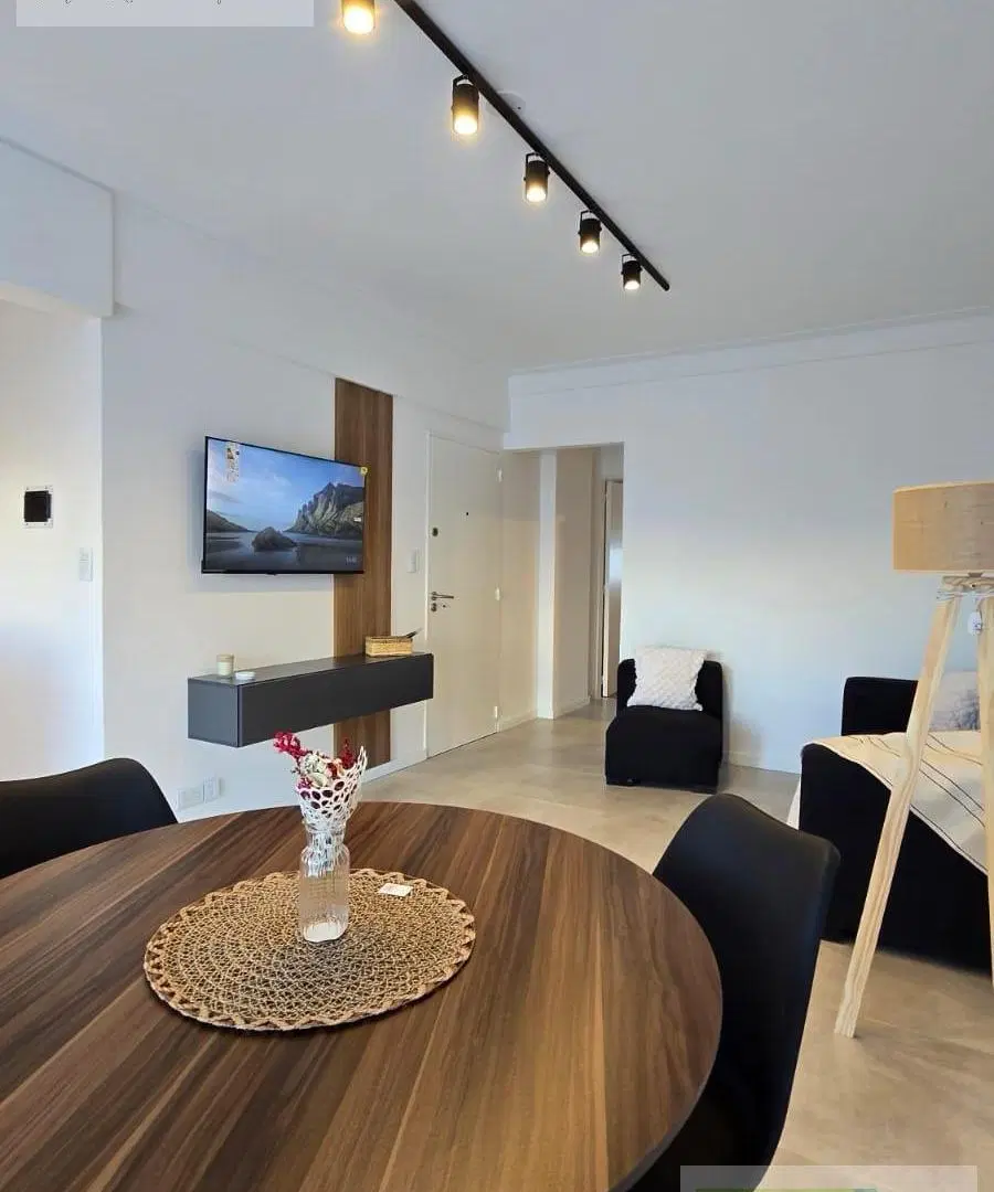 VENTA DEPARTAMENTO 2 AMBIENTES CON BALCON AL FRENTE Y COCHERA 2