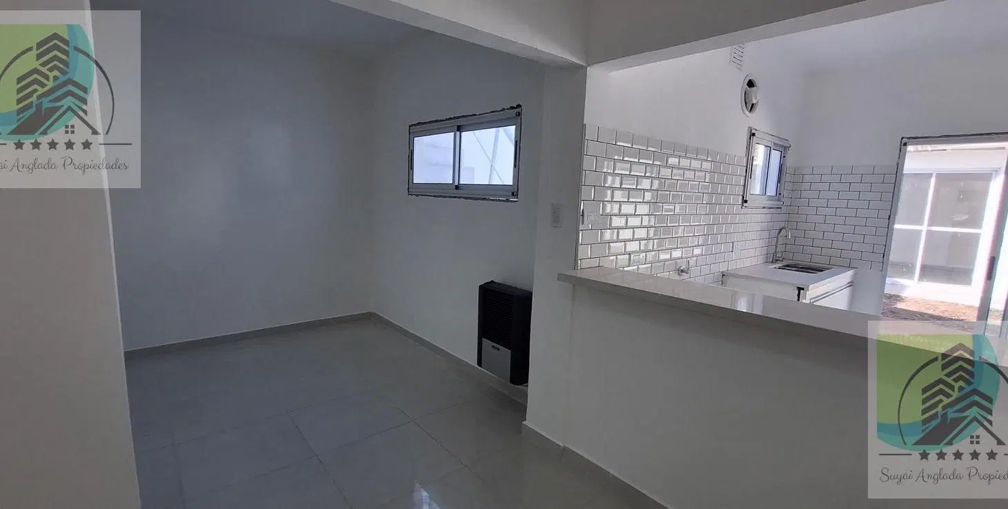 VENTA CASA 3 AMBIENTES - RECICLADA - QUINCHO - PARRILLA 1