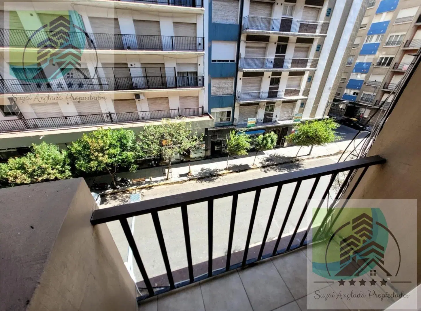 MONOAMBIENTE - FRENTE CON BALCON - RECICLADO - PLAZA COLON 4