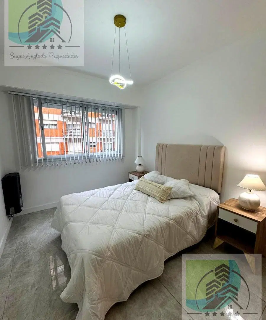 Departamento 2 AMBIENTES A LA CALLE 4