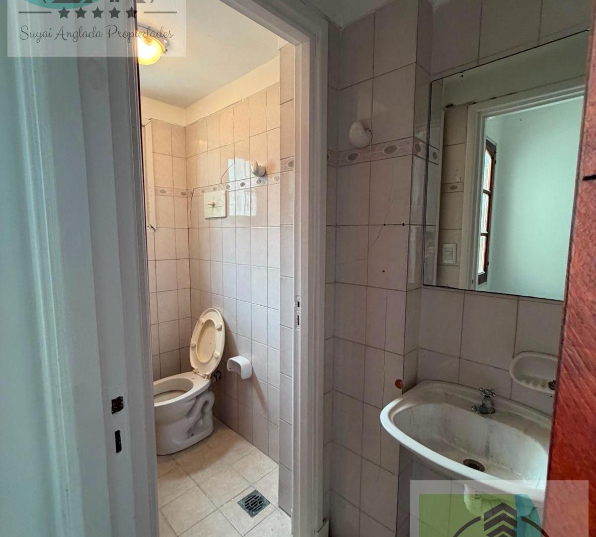 Foto de VENTA O ALQUILER DE LOCAL COMERCIAL - CENTRO, imagen 2