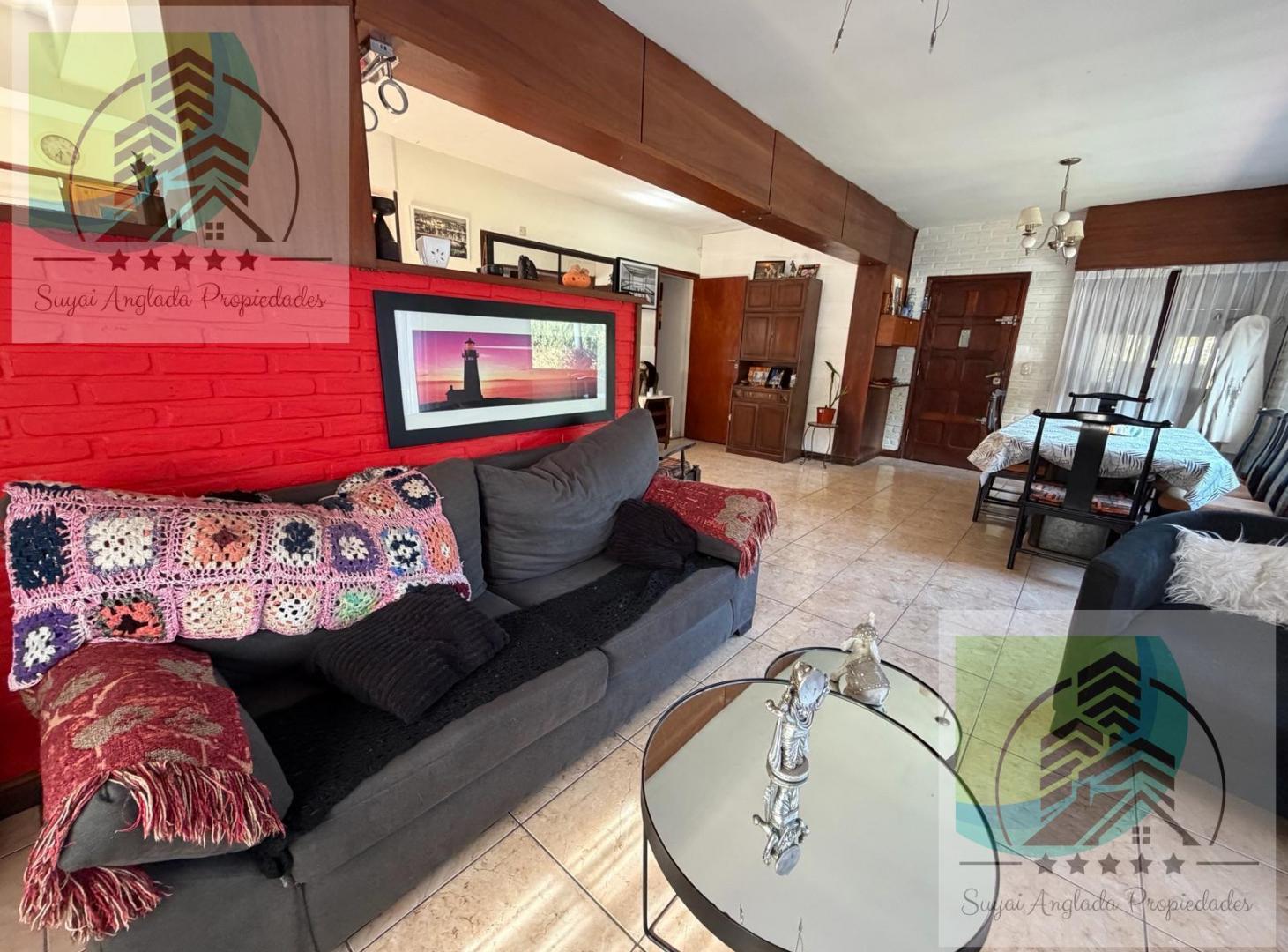 Foto de CASA EN BLOCK SOBRE 2 LOTES, imagen 1