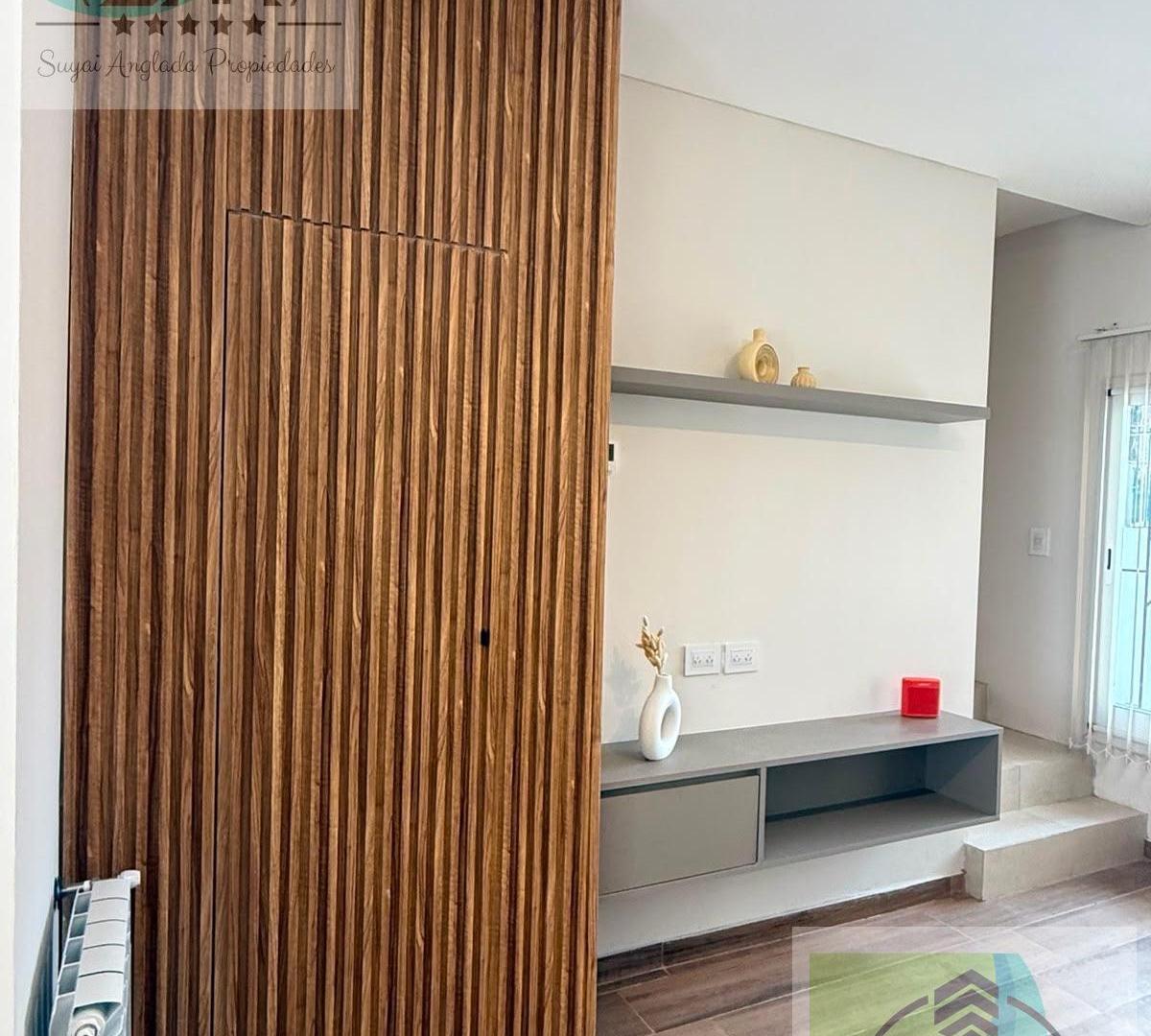 Foto de DUPLEX 4 AMBIENTES - COCHERA - PARQUE LURO, imagen 5