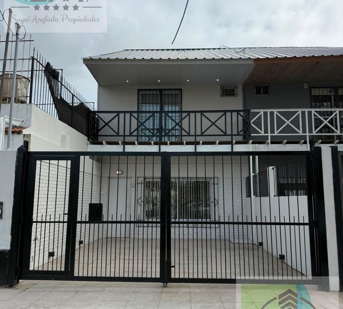 Foto de DUPLEX 4 AMBIENTES - COCHERA - PARQUE LURO, imagen 1