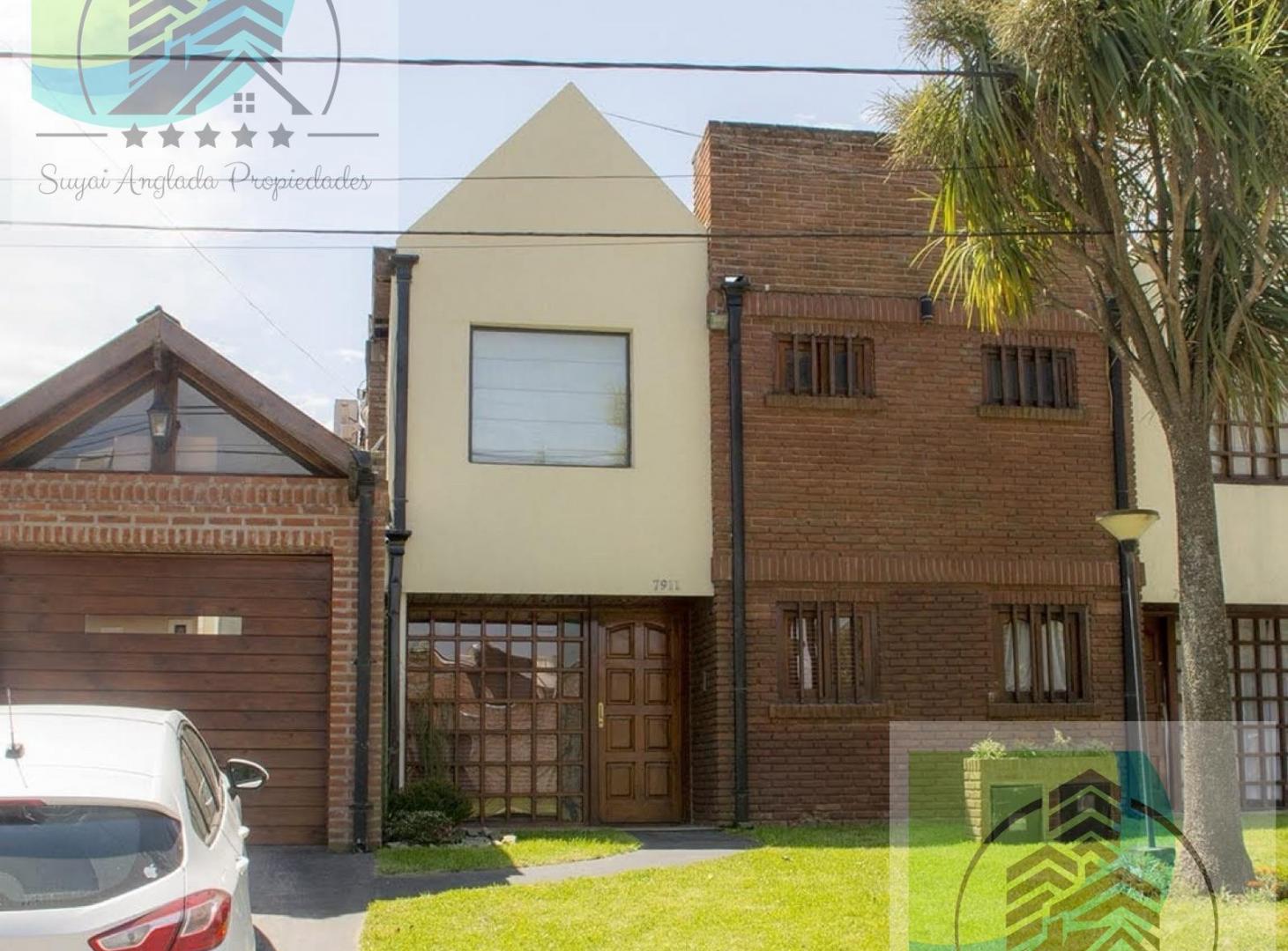 Foto de DUPLEX 4 AMBIENTES CON DOBLE COCHERA Y PARRILLA APTO CREDITO, imagen 1