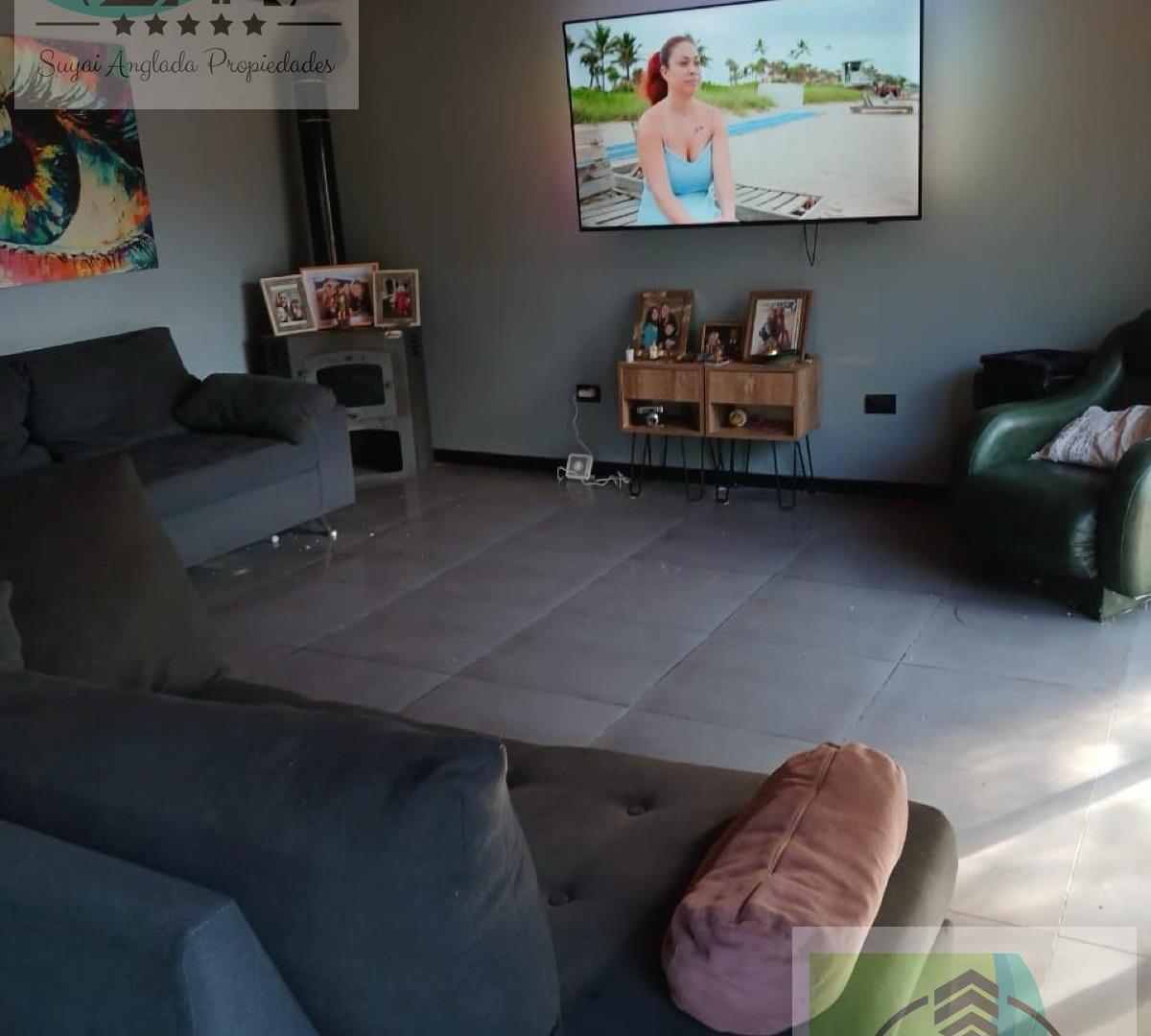 Foto de VENTA GRAN CASA 4 AMBIENTES CON PILETA MODERNA, imagen 4