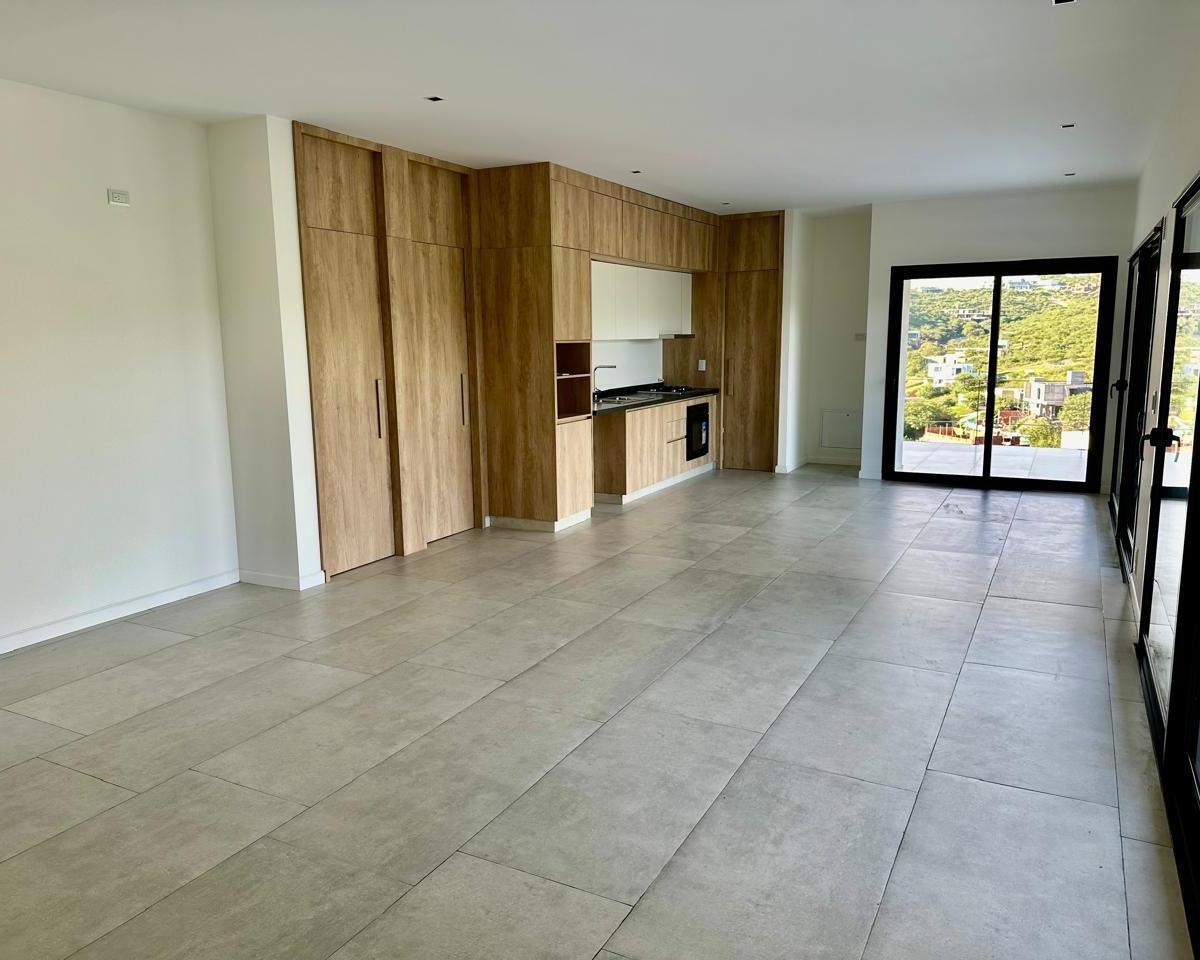 Casa en Venta en La Deseada con Vista 2
