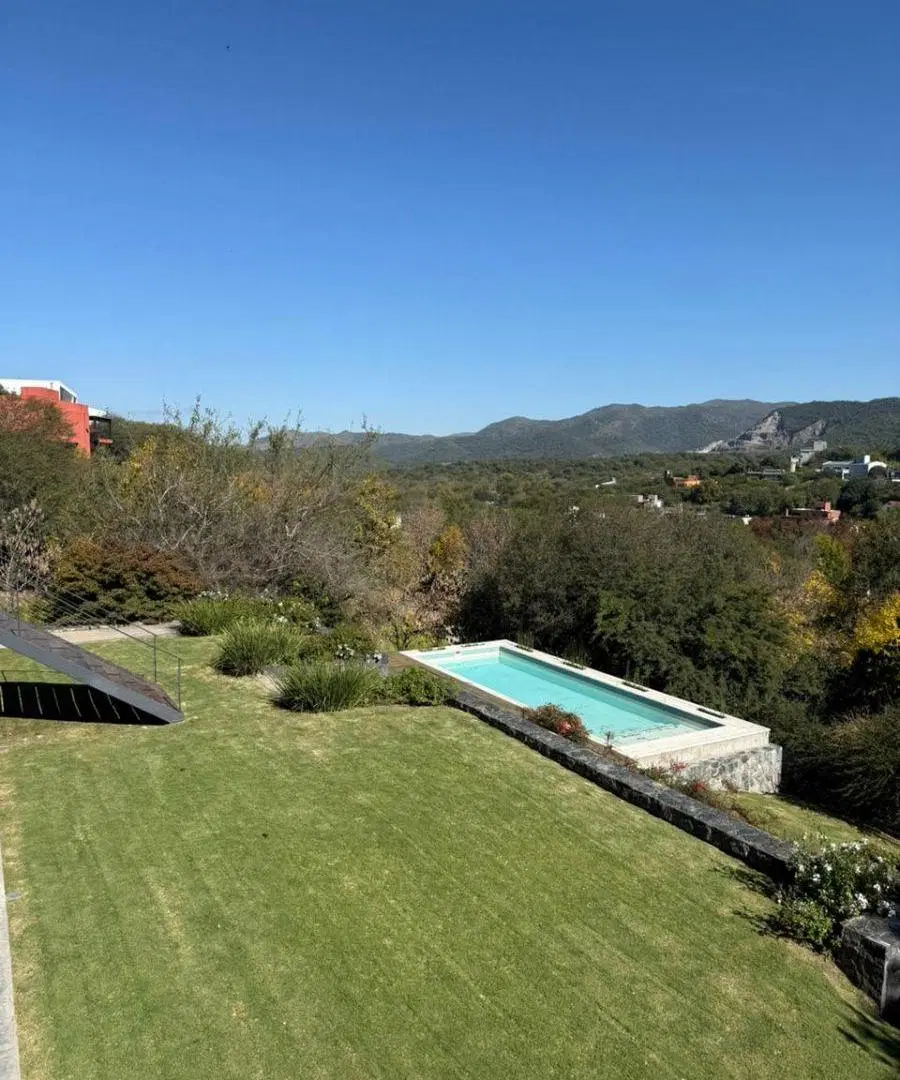 Casa en venta con vista increible en Estancia Q2 Mendiolaza 5